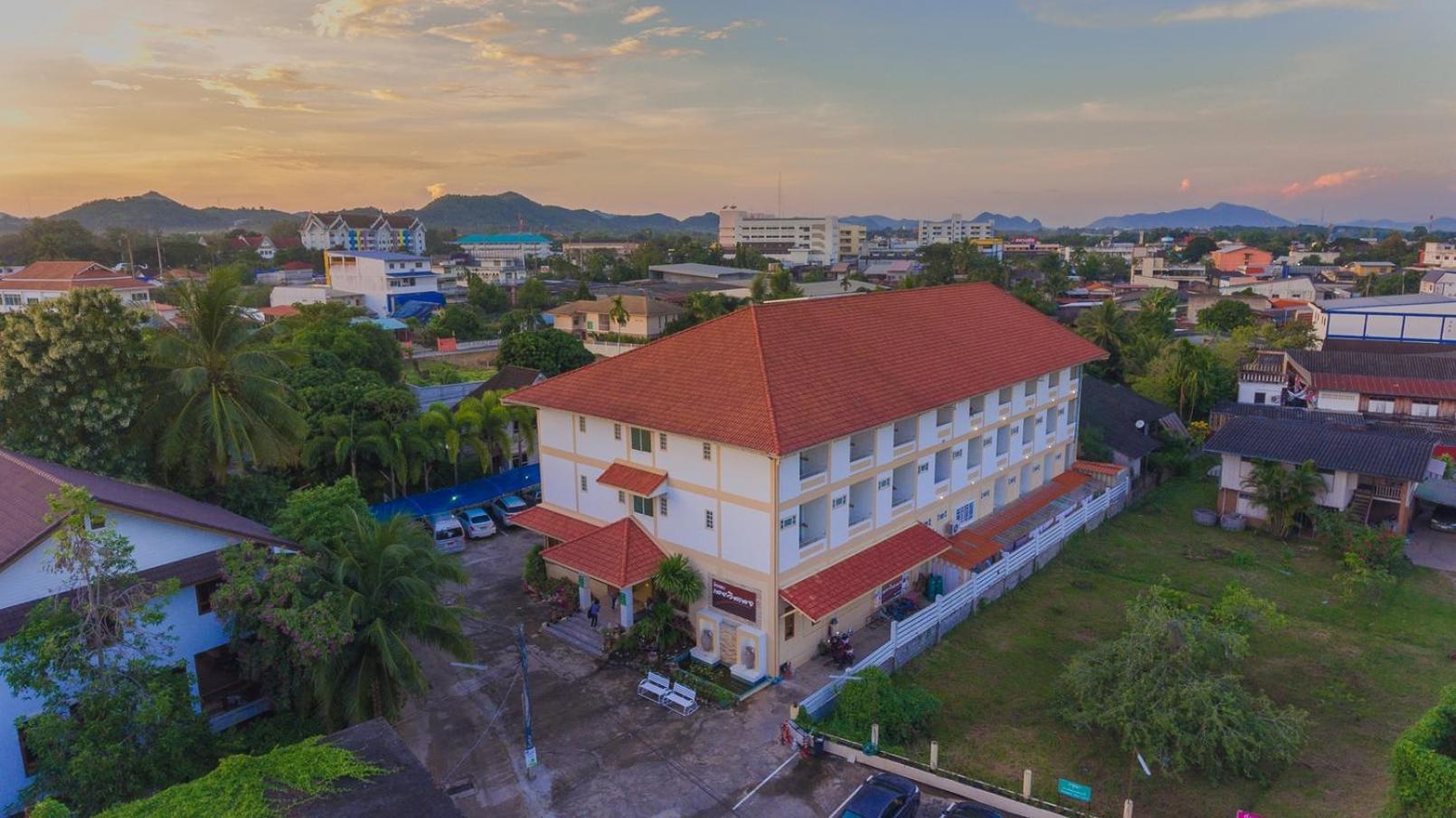 Loei Village Hotel Exterior photo
